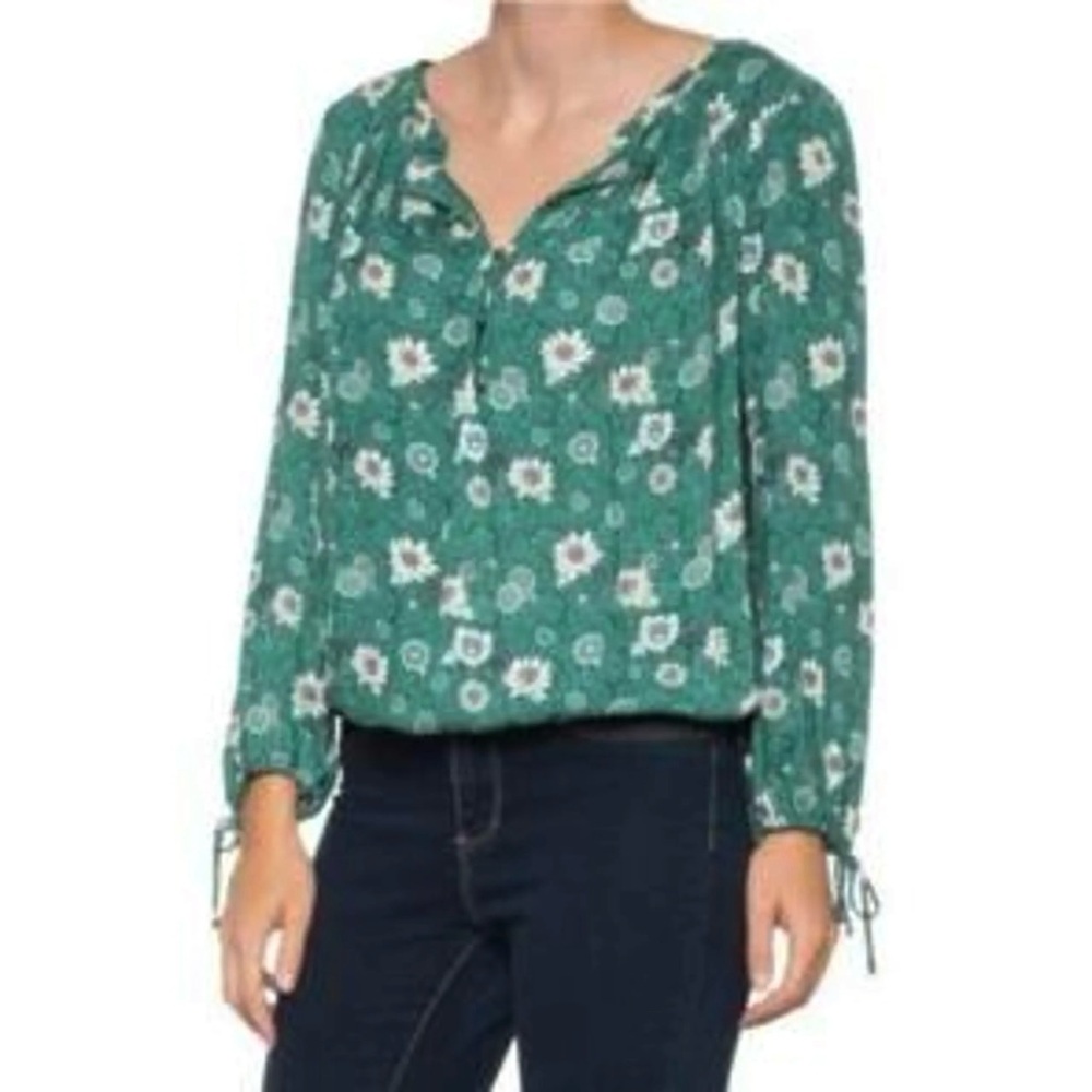 LUCKY BRAND GREEN & WHITE FLORAL PEASANT TOP